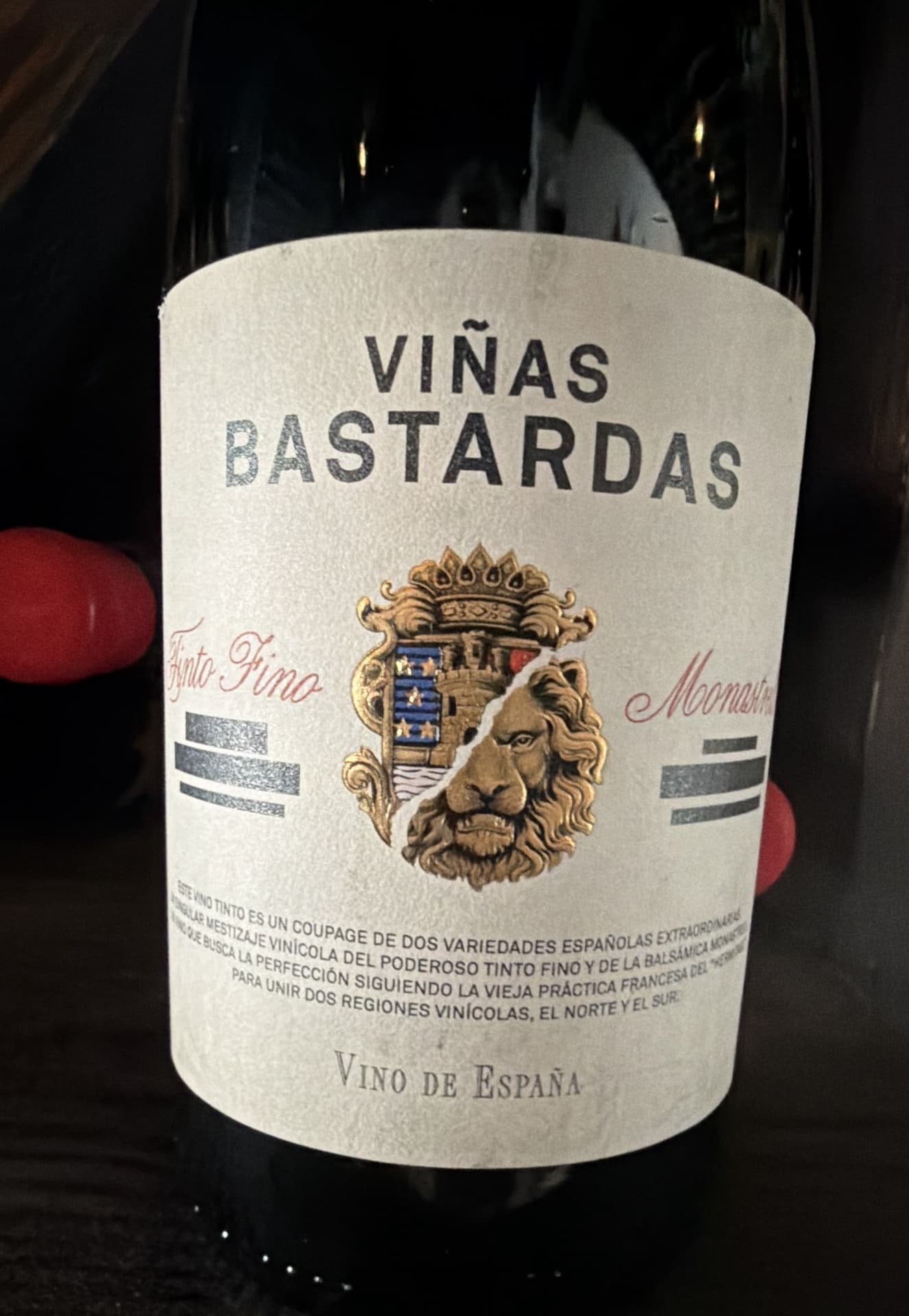 Casa Rojo Las Vinas Bastardas